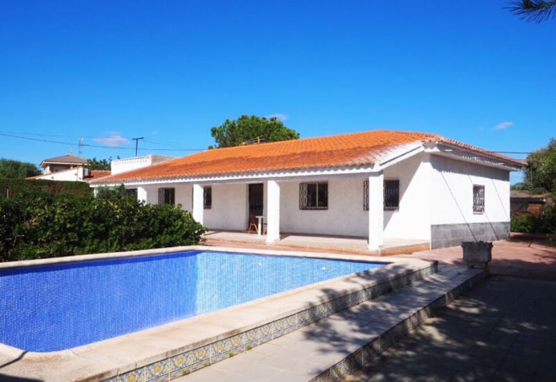 aankoopbegeleiding villa in Pedralba - Makelaar Valencia