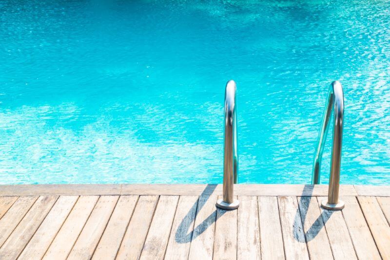 Swimming pool - rentals in spain