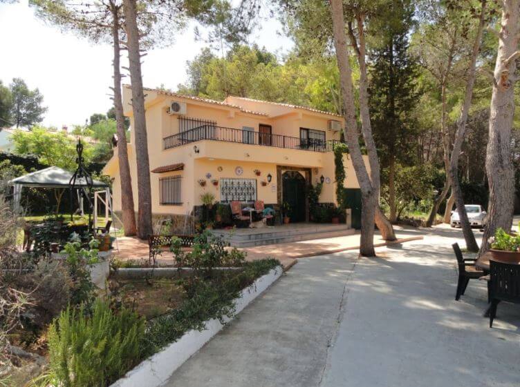 villa-for-sale-turis-costa-valencia