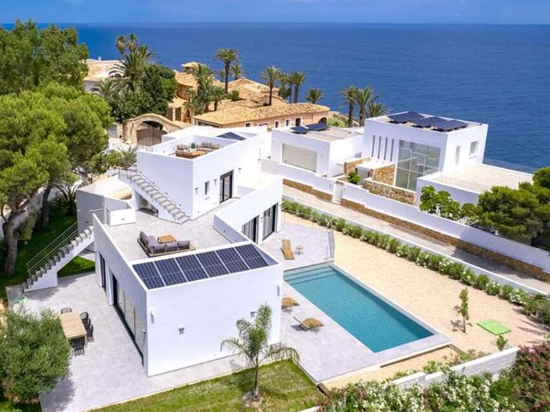 Solar panels Spain villa