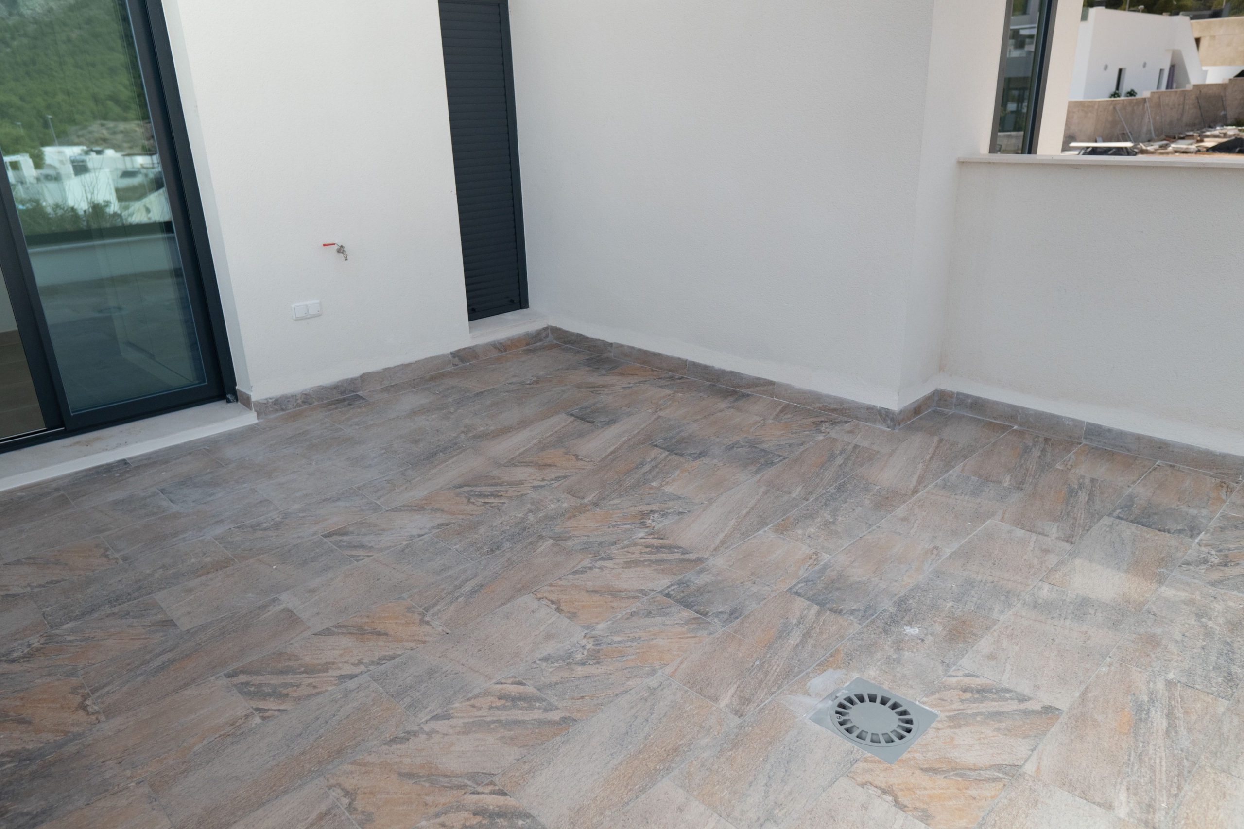 DP-100-10145583-01-20