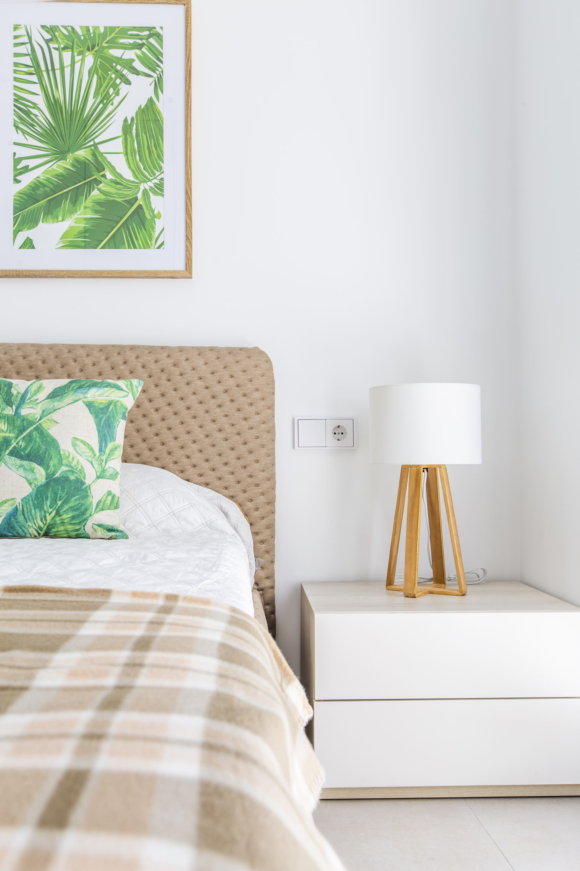 DP-100-11893272-01-7