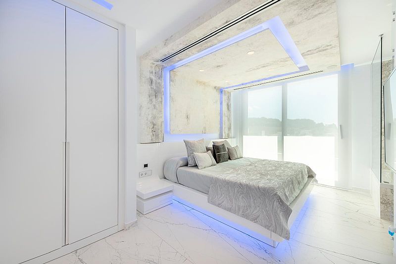 DP-100-18519394-01-17