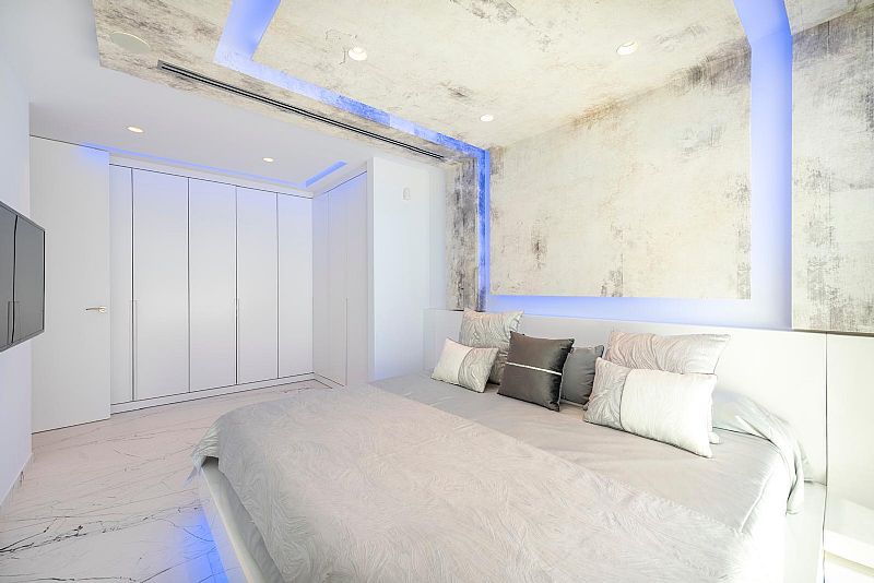 DP-100-18519394-01-18