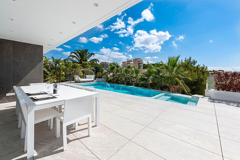 DP-100-18519394-01-4