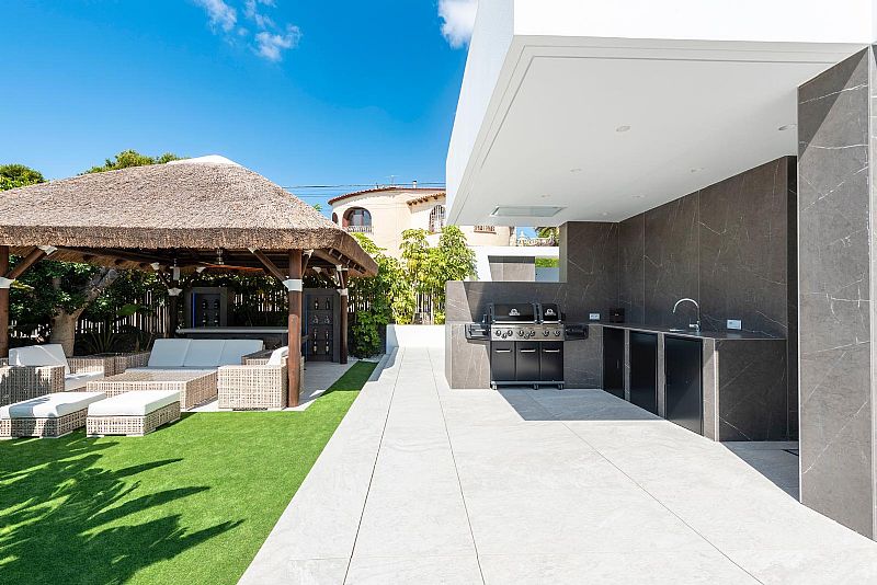 DP-100-18519394-01-6