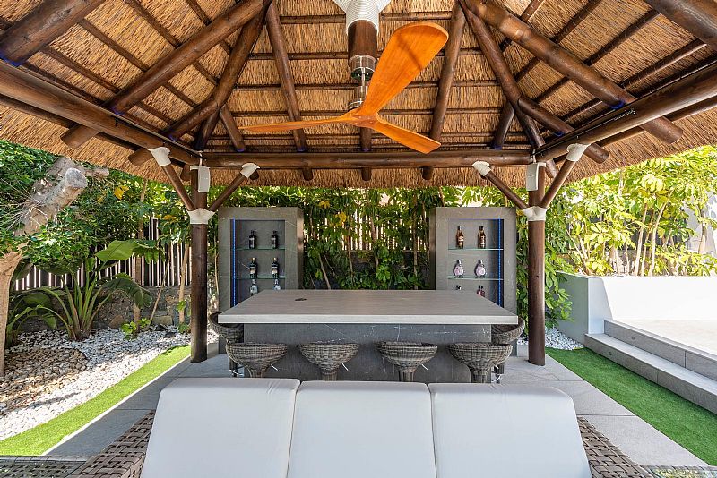 DP-100-18519394-01-9