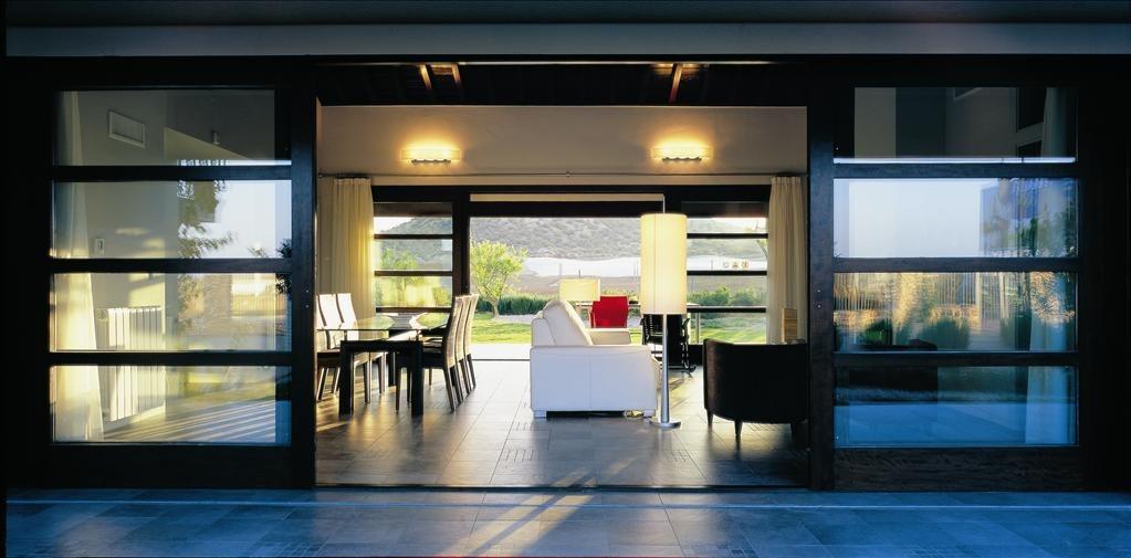 DP-100-18616600-01-17