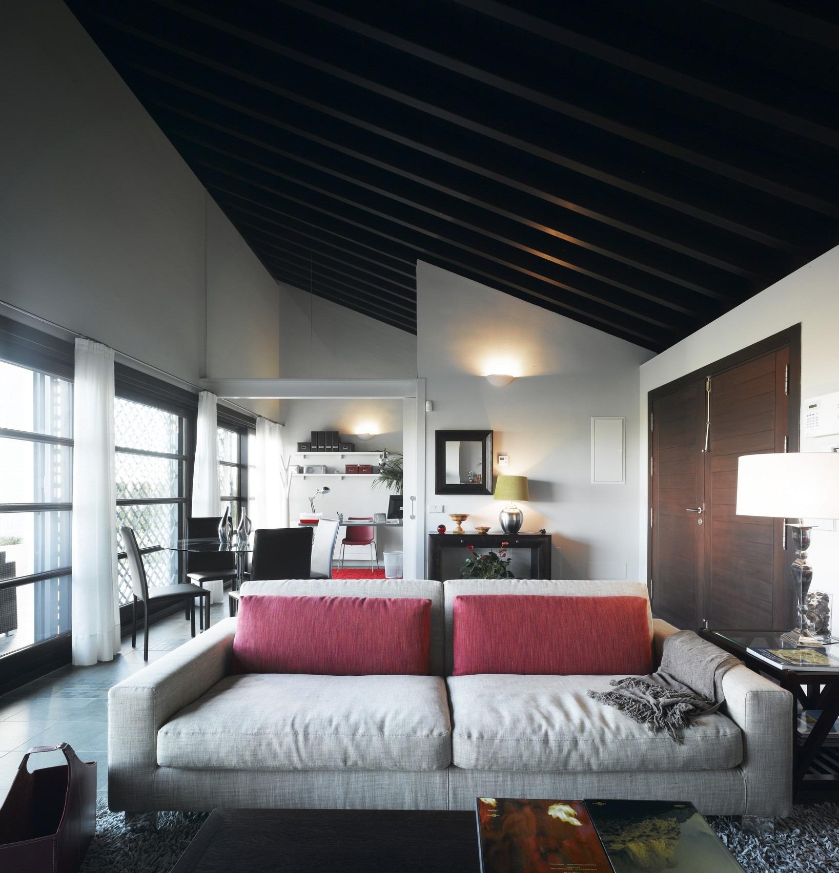 DP-100-18616600-01-18