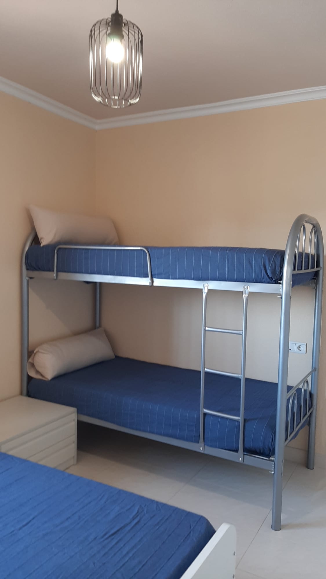 DP-100-21661436-01-15