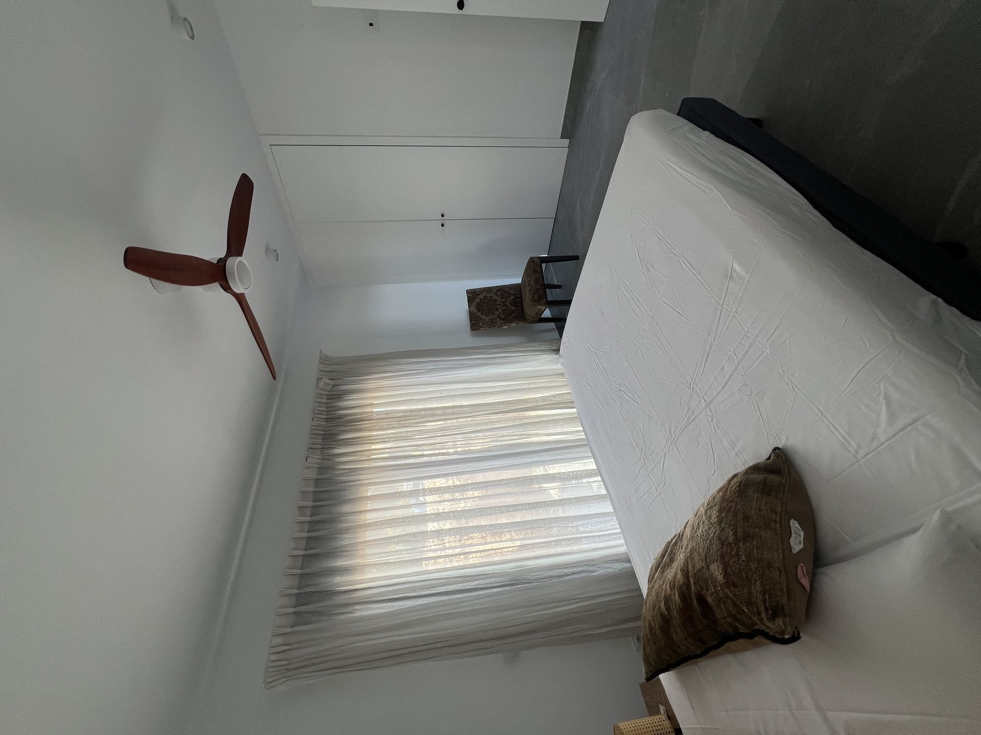 DP-100-22913965-01-20