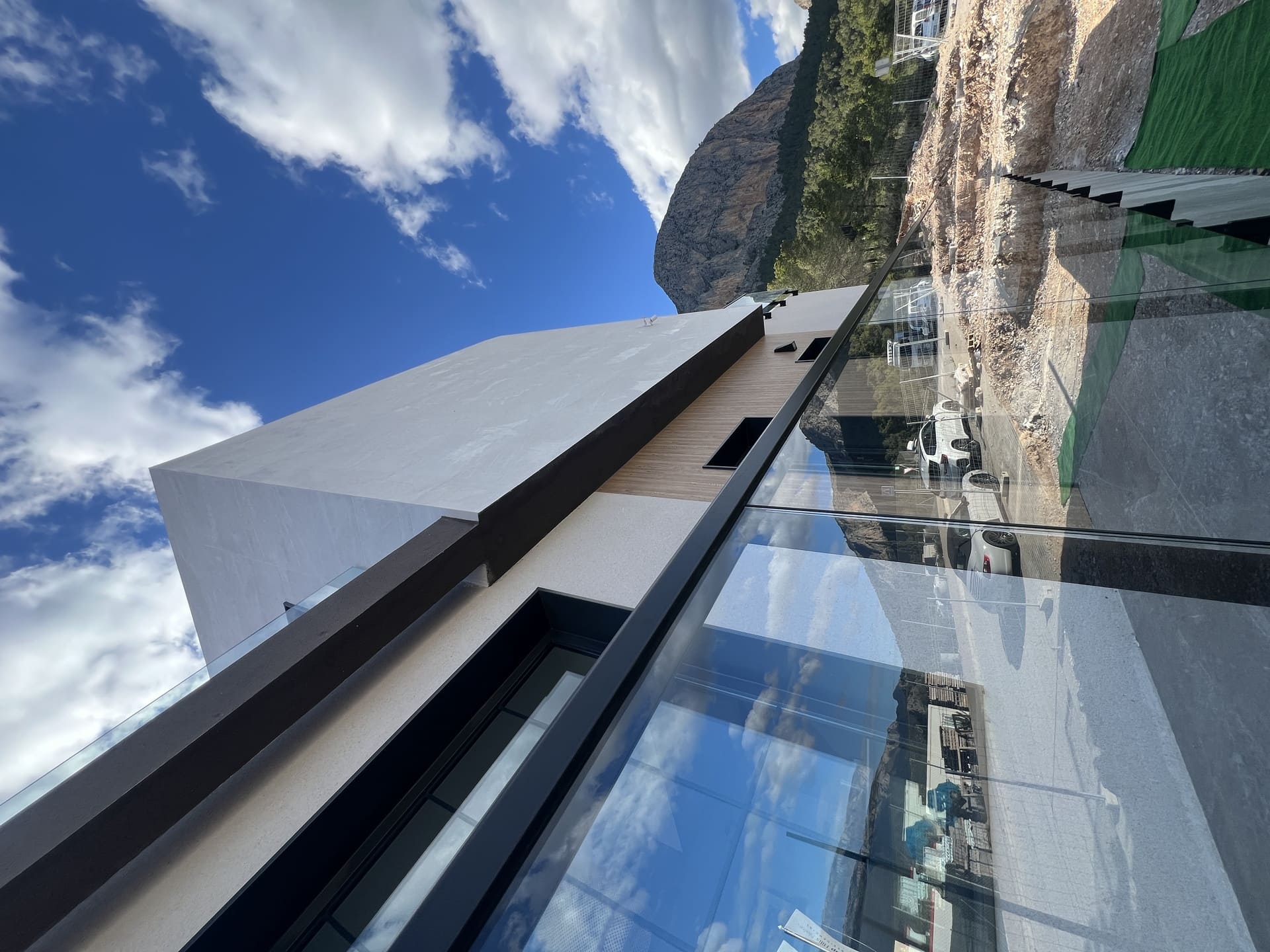 DP-100-22913965-01-5