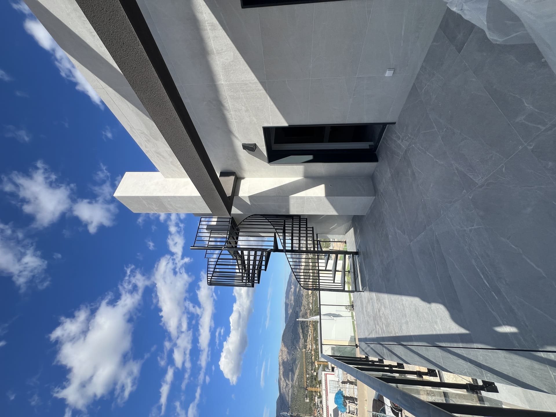 DP-100-22913965-01-7