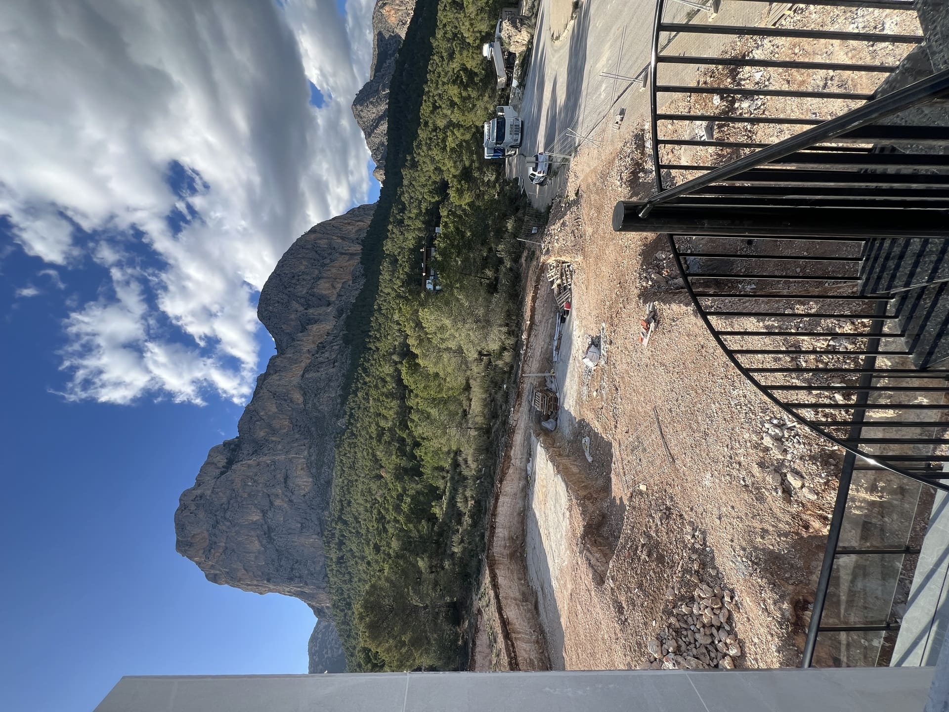 DP-100-22913965-01-9