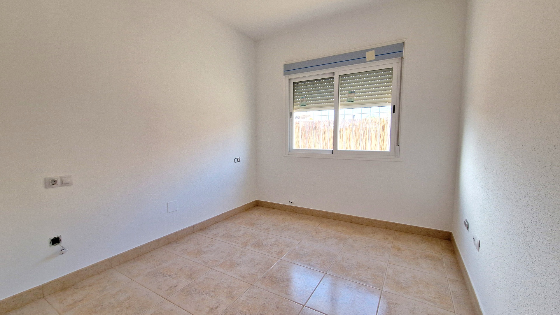 DP-100-25113873-01-19