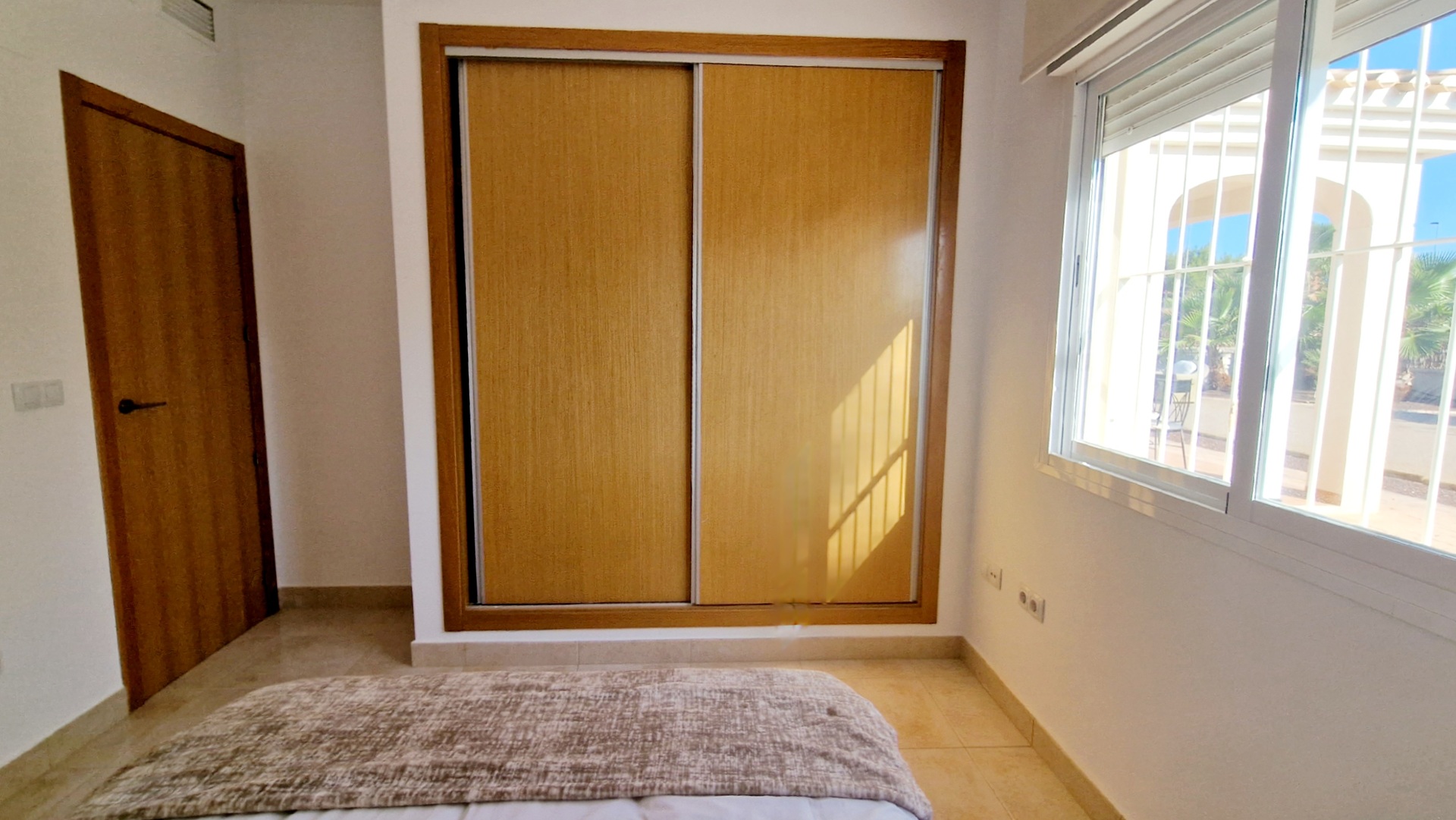 DP-100-25113873-01-20