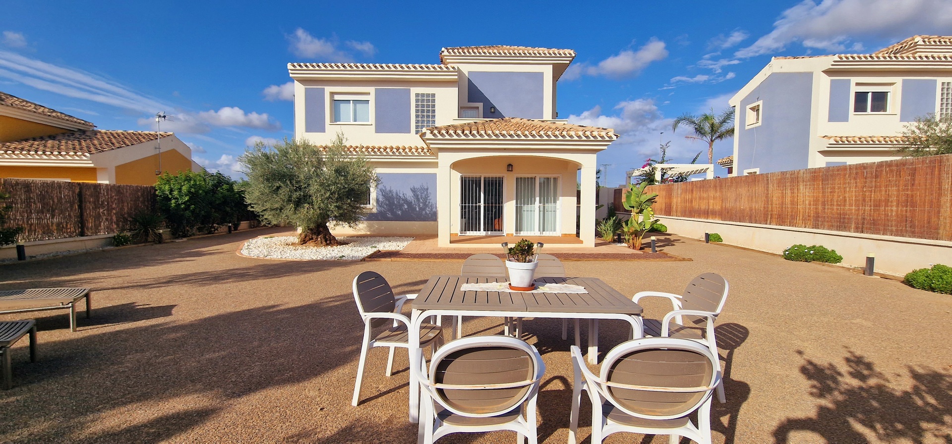 DP-100-25113873-01-23