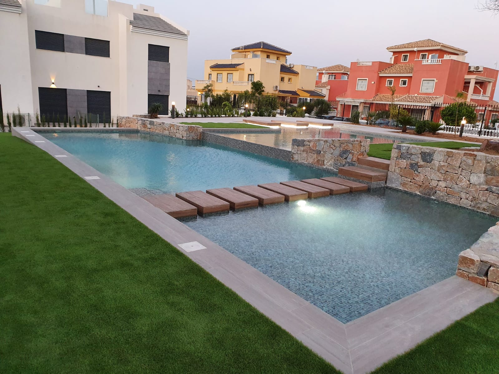 DP-100-29126226-01-2