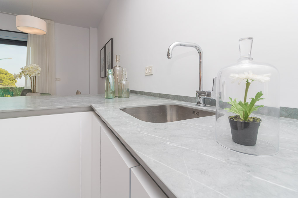 DP-100-29126226-01-4