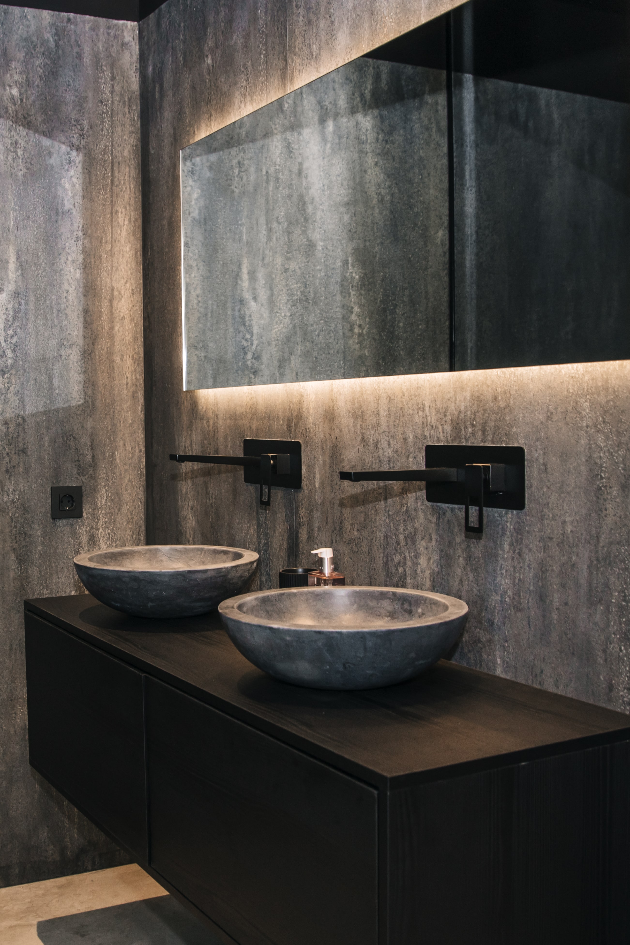 DP-100-34560558-01-14