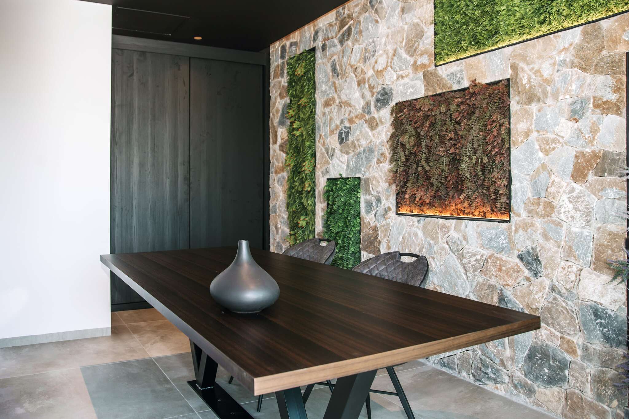 DP-100-34560558-01-19