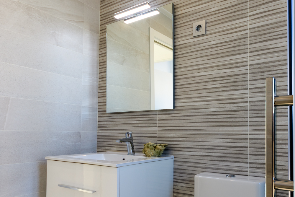 DP-100-38832654-01-18