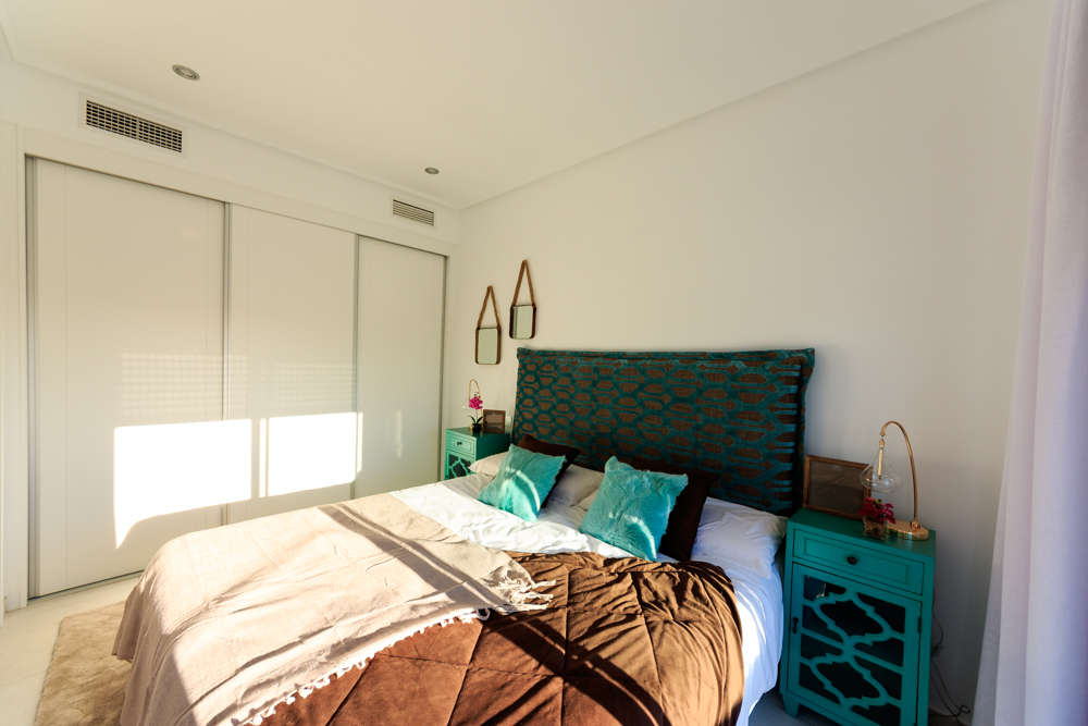 DP-100-38832654-01-23