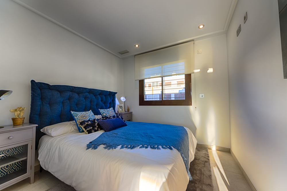 DP-100-38832654-01-8