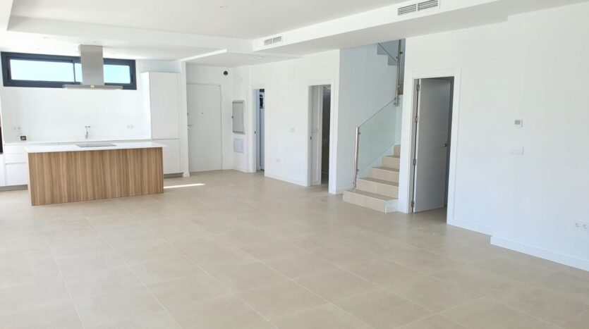 DP-100-41095920-01-8