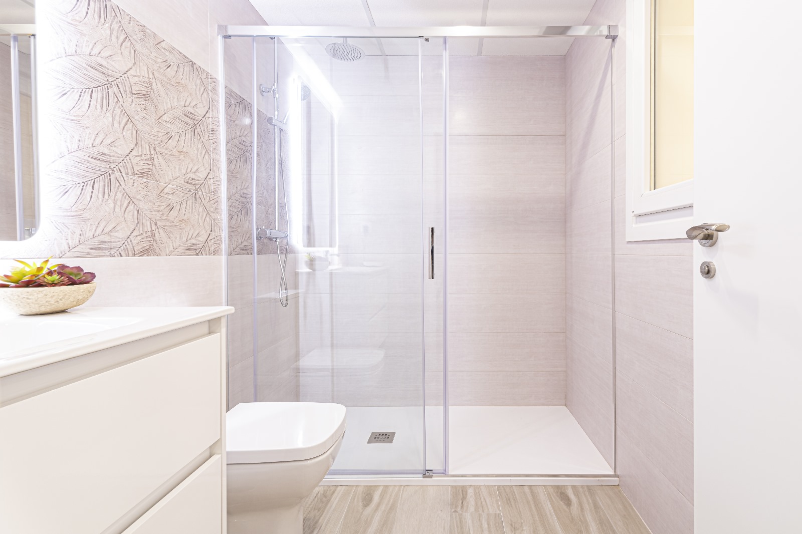 DP-100-51670307-01-11