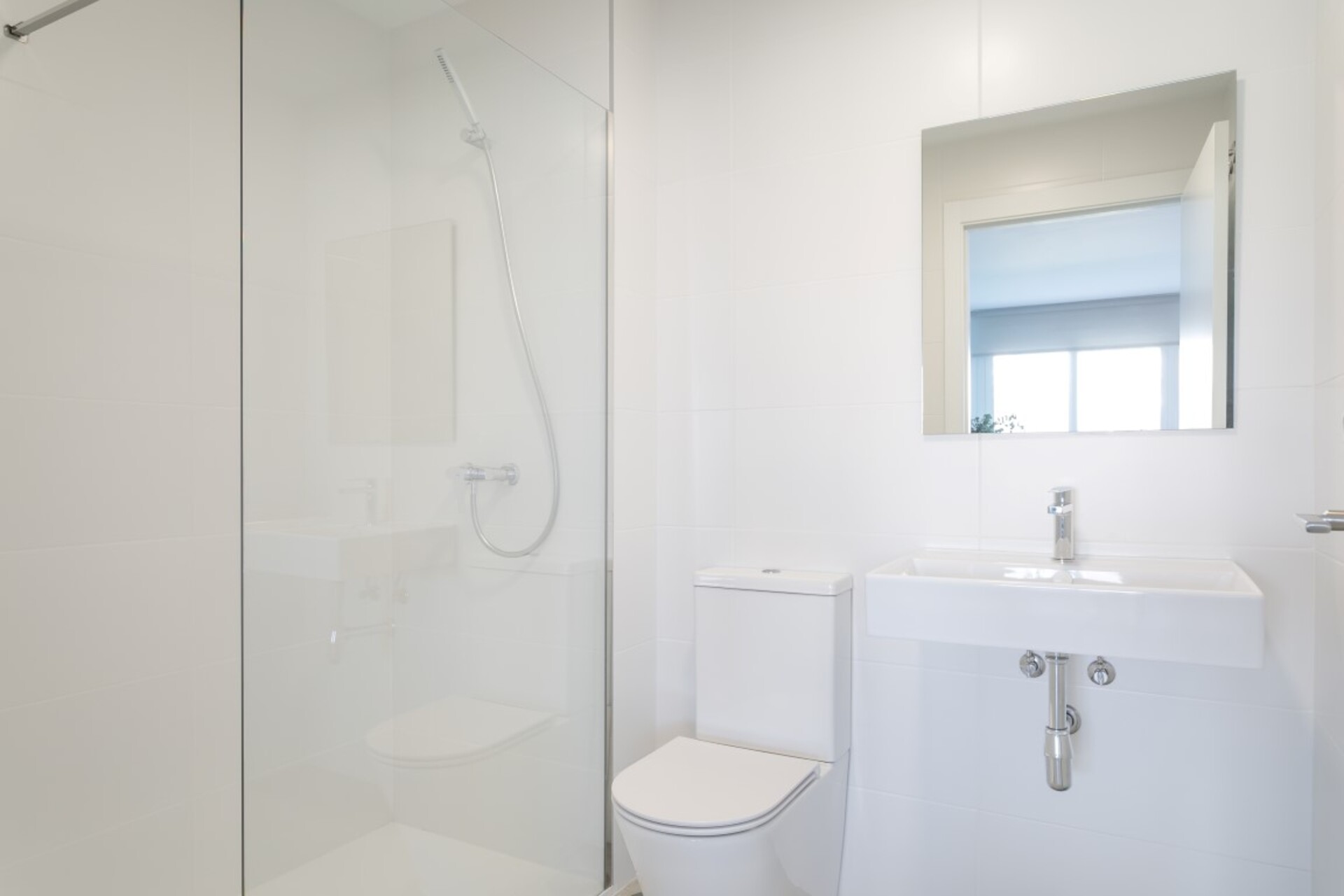 DP-100-52567605-01-16