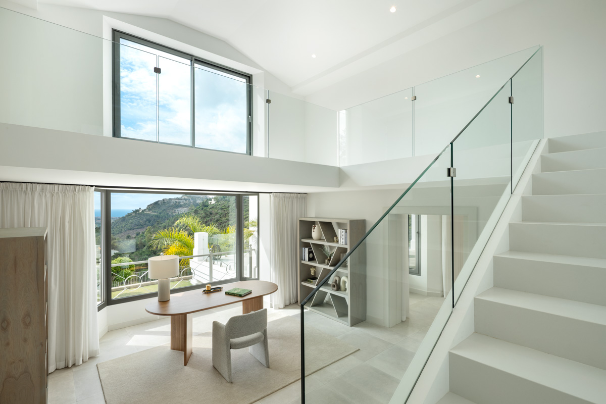 DP-100-54142260-01-1