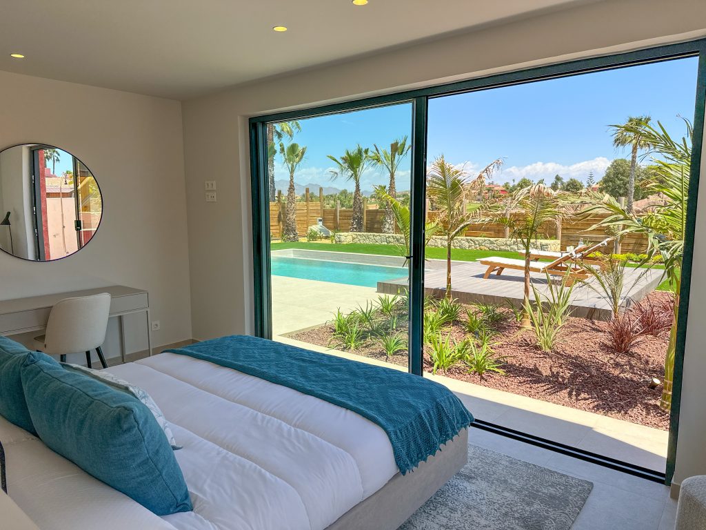 DP-100-54406167-01-13