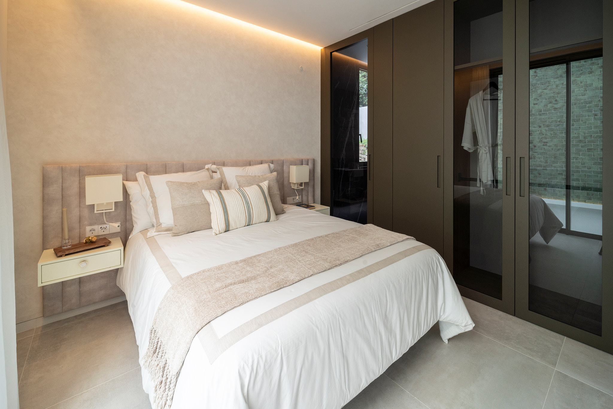 DP-100-55349019-01-12