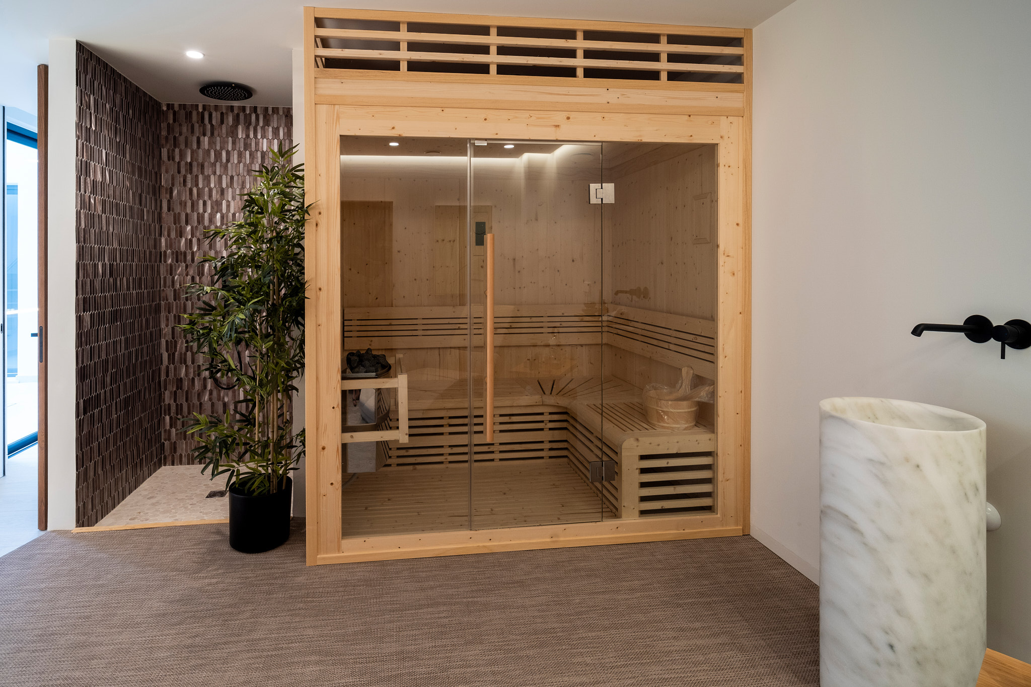 DP-100-55349019-01-3