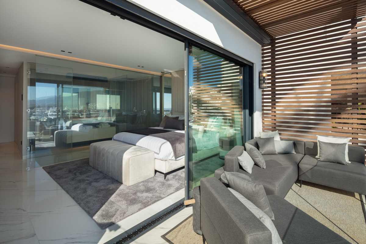 DP-100-61419047-01-21