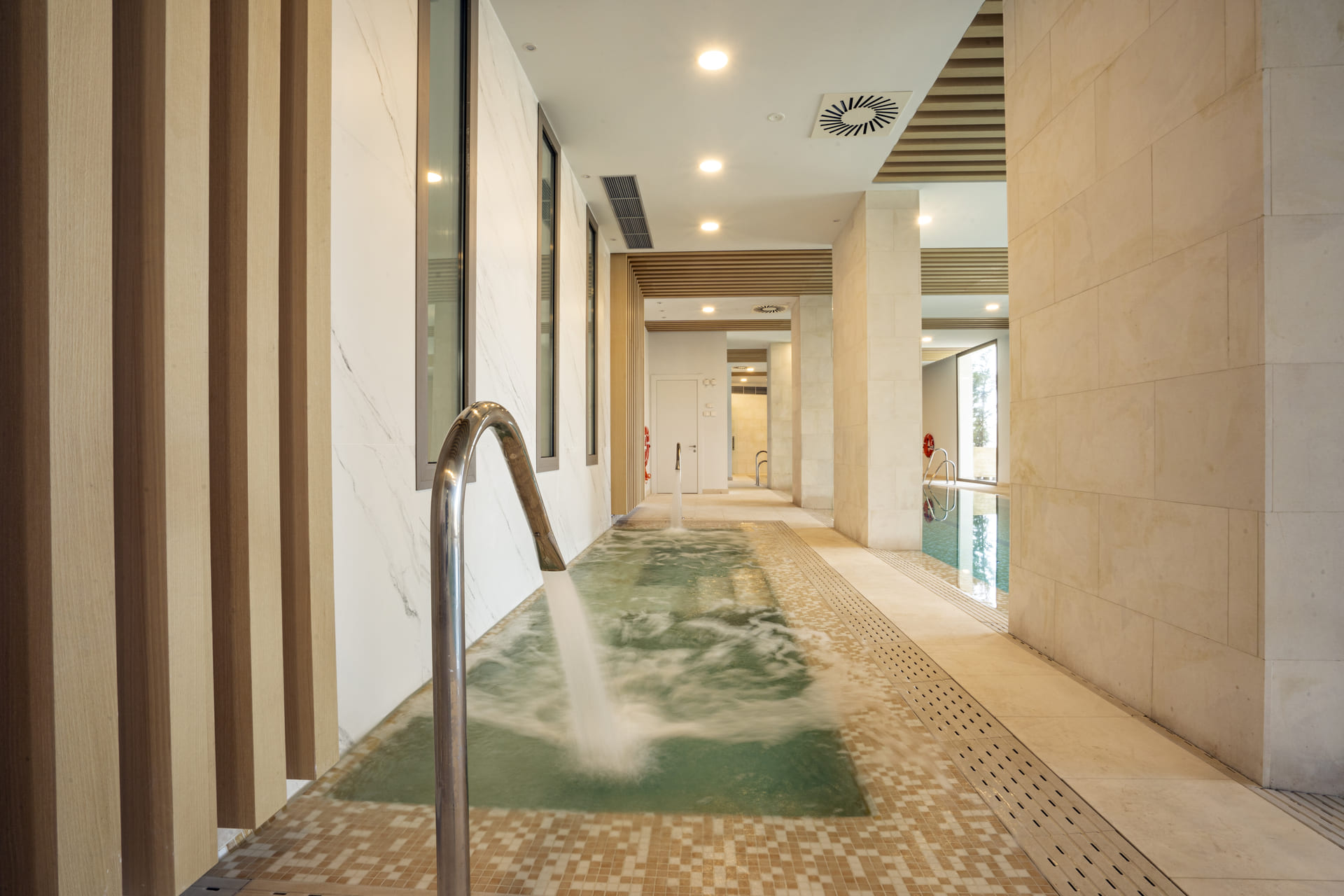 DP-100-62634215-05-3