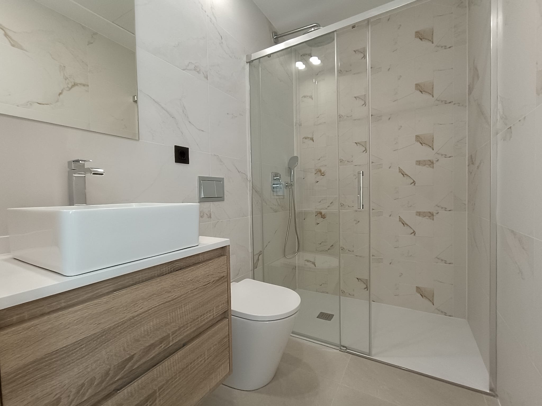 DP-100-78650137-01-23