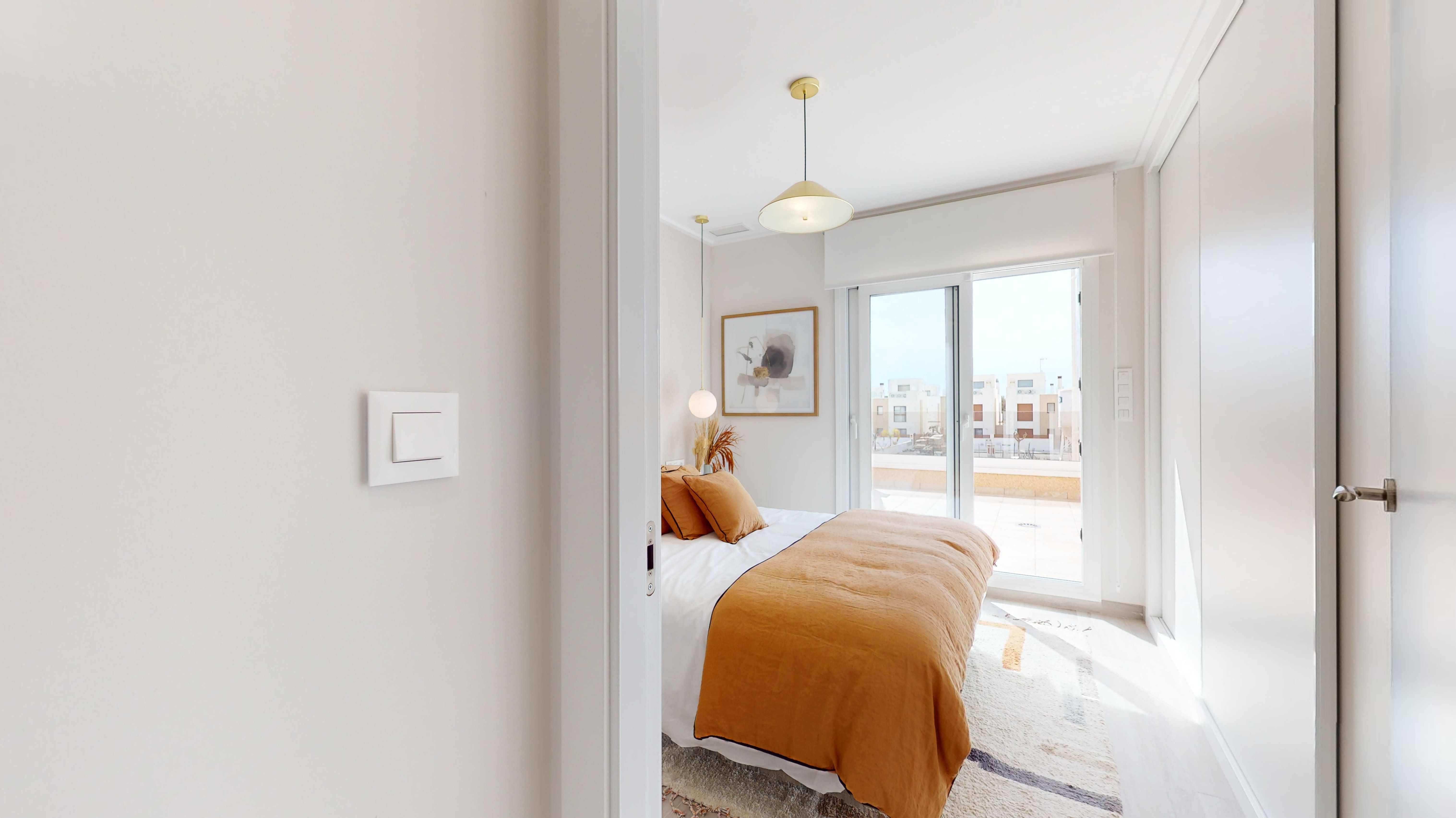 DP-100-79601073-01-8