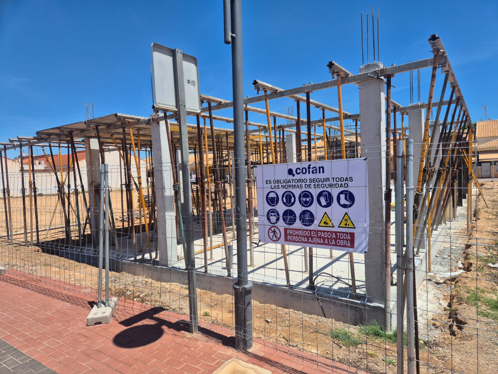 DP-100-80558317-01-22