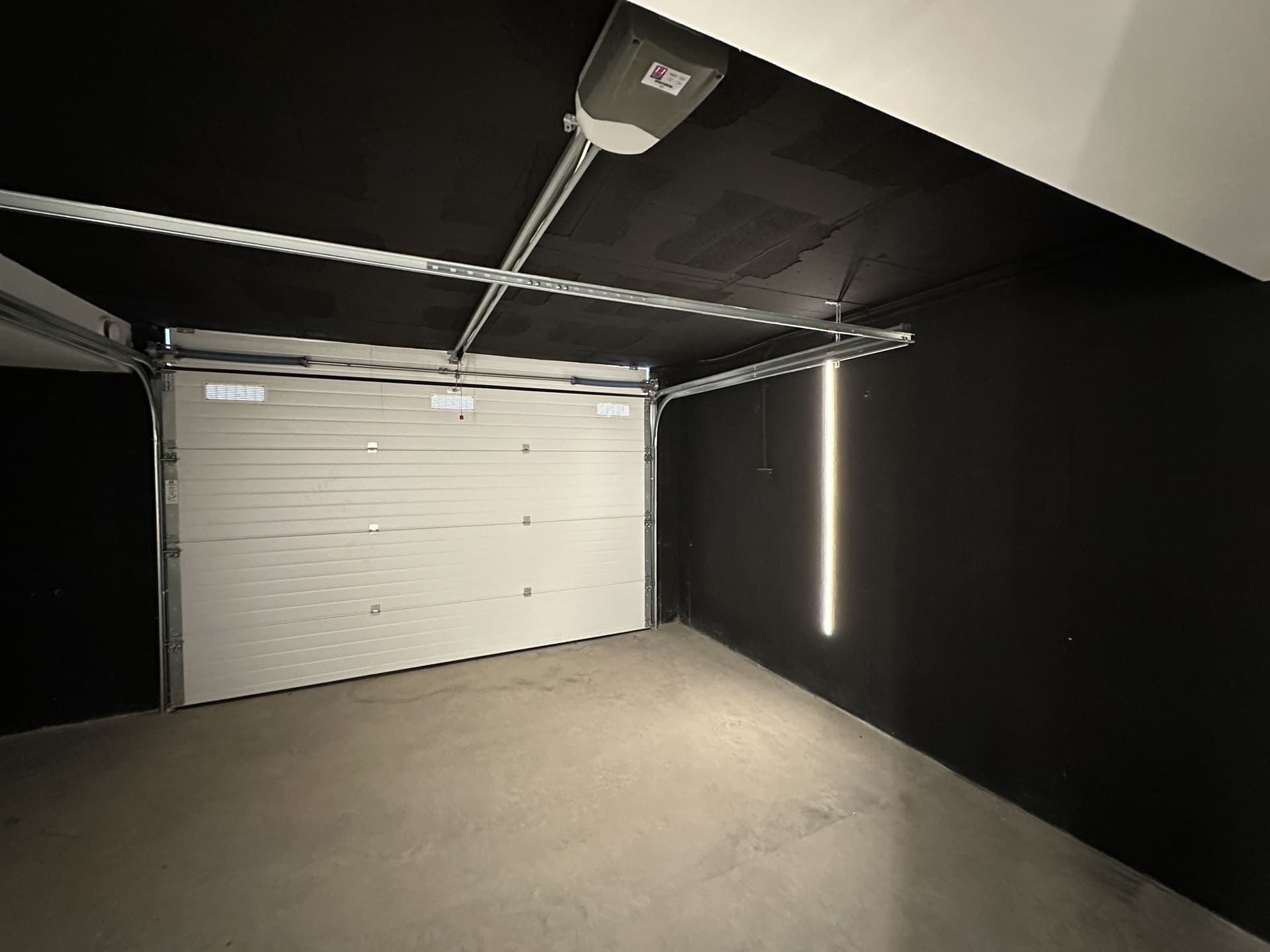 DP-100-86656530-01-23