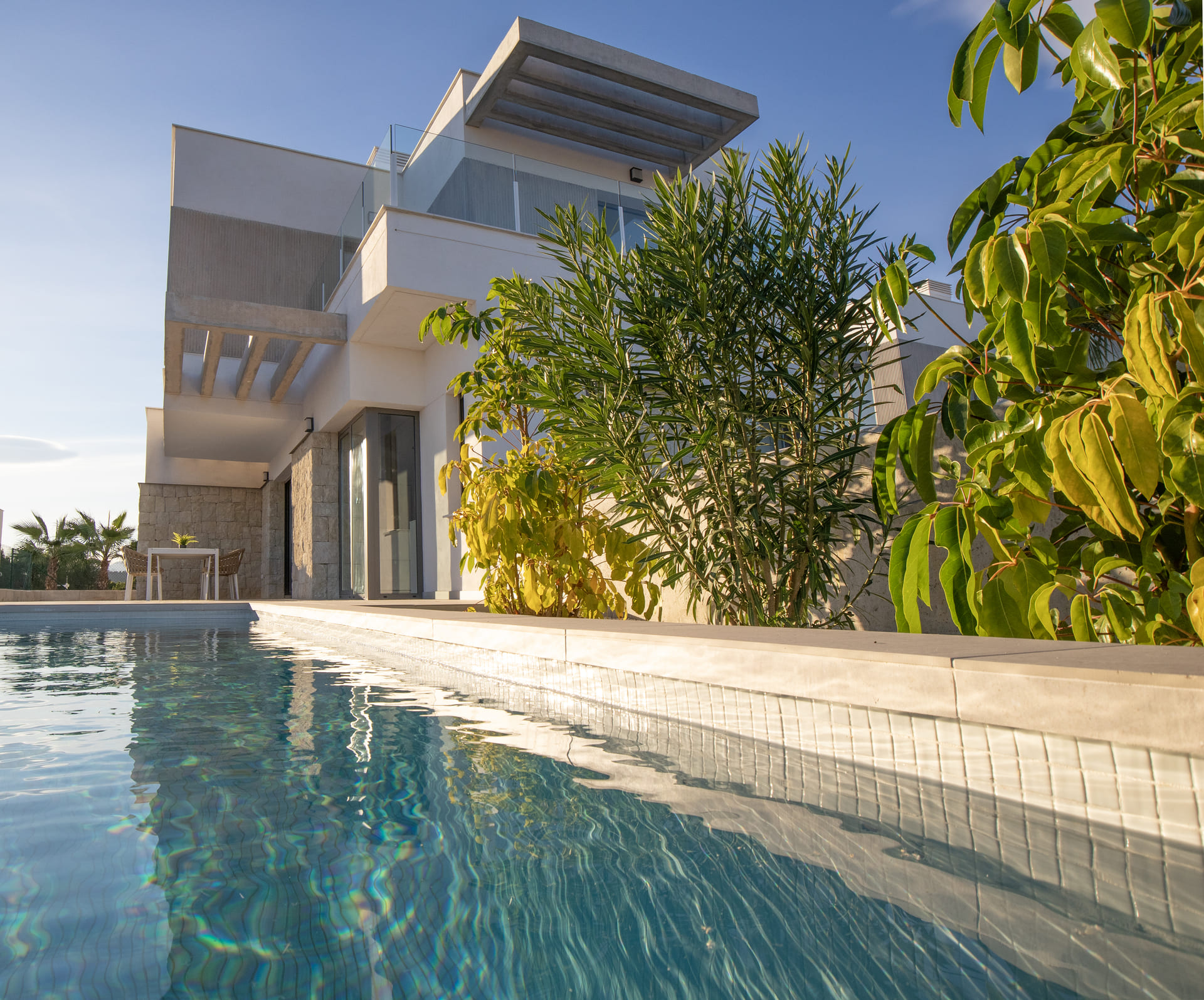 DP-100-86656530-01-6