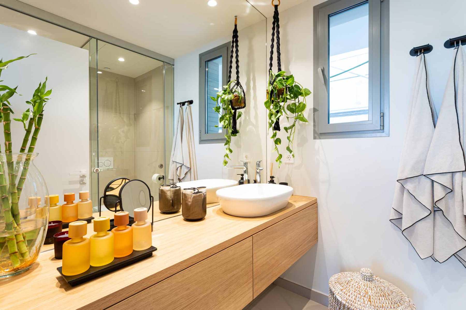 DP-100-94201508-01-11