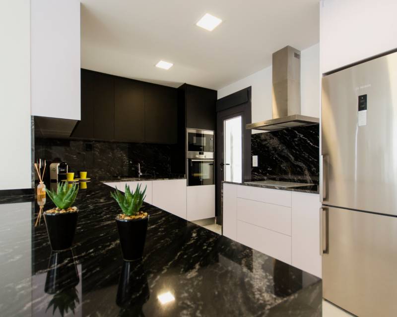 DP-100-98961819-01-5