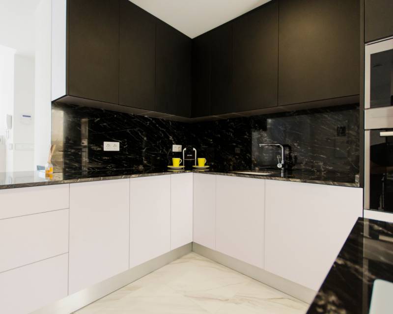 DP-100-98961819-01-7