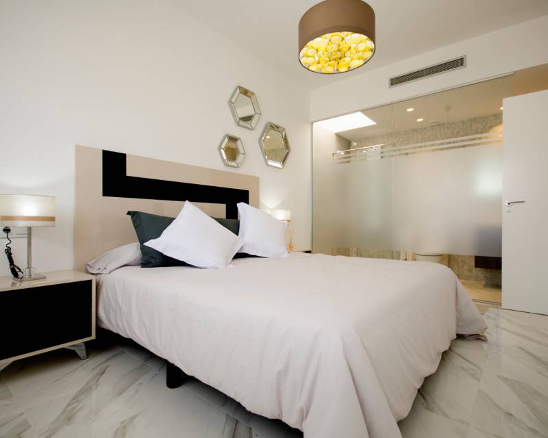 DP-100-98961819-01-8