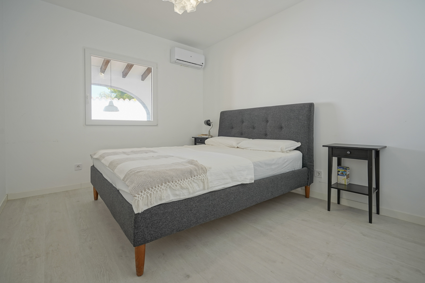 DP-40-C3XY4574CAL-18