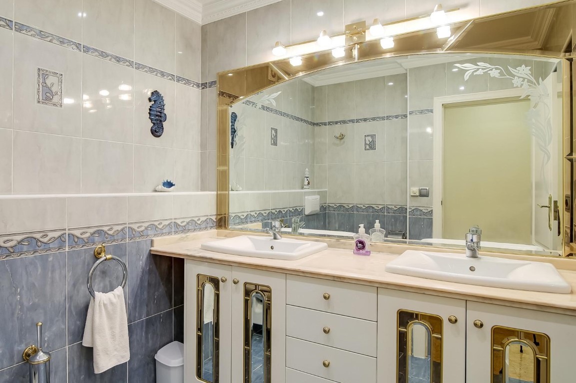 DP-40-C3XY6376MOR-11