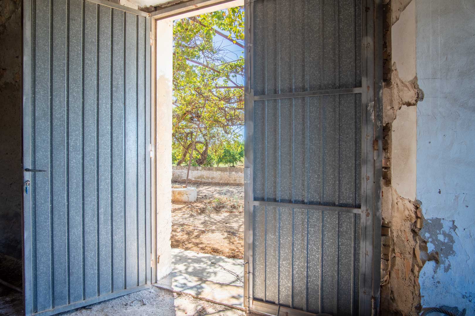 DP-40-C3XY8296DEN-17