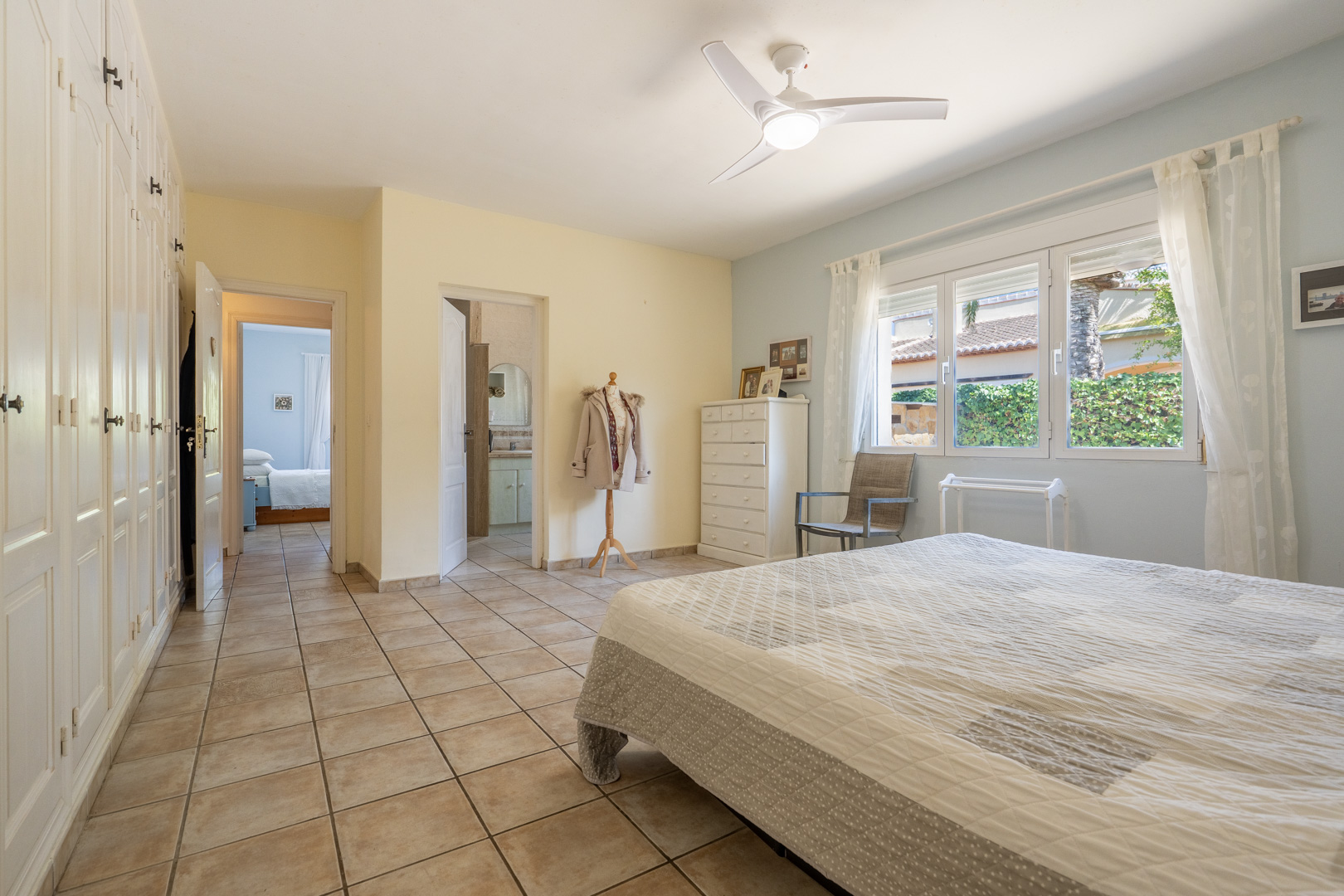 DP-40-C4XY4578JAV-19